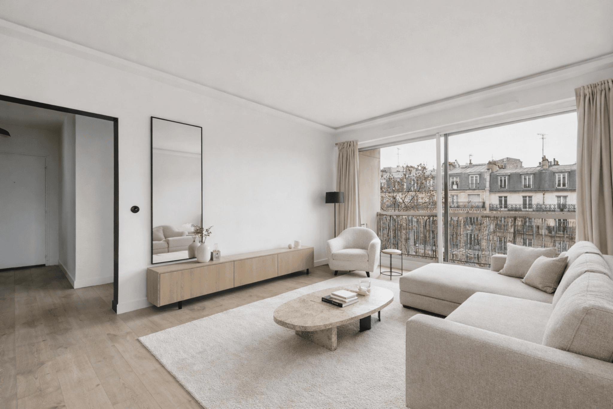 PARIS 16 - Appartement 3 pièces avec balcon et ascenseur