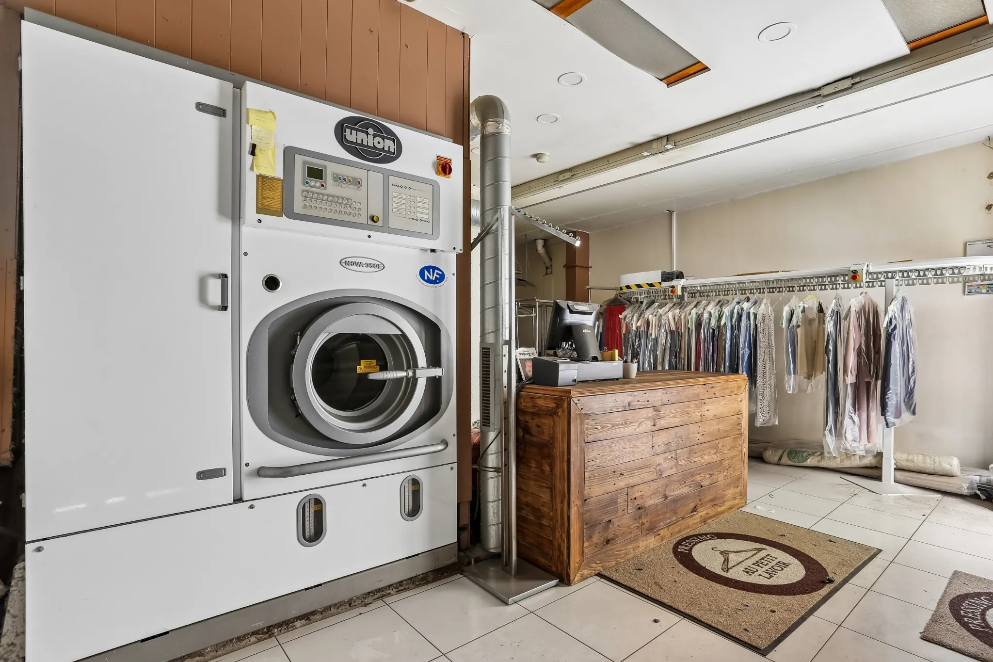 Local commercial - Laverie - 14 rue Montyon 75009 Paris