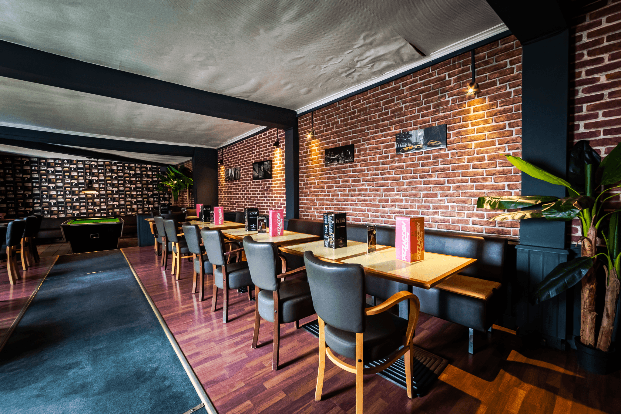Fonds de commerce bar-brasserie avec terrasse privée – Chartres