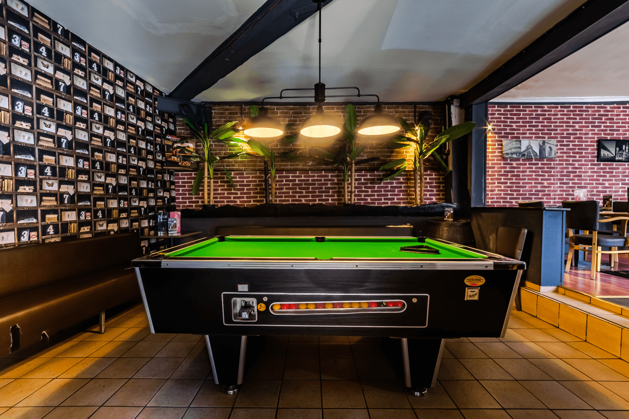 Fonds de commerce bar-brasserie avec terrasse privée – Chartres
